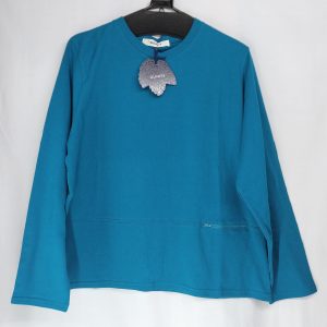 クインティ　デザインTシャツ　長袖　綿100%　フリーサイズ　未使用　ブルー系　日本製